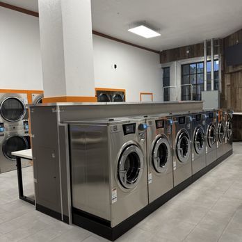 Off Main Laundry   4 (1)