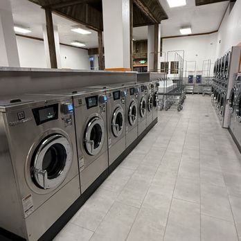 Off Main Laundry   2 (1)